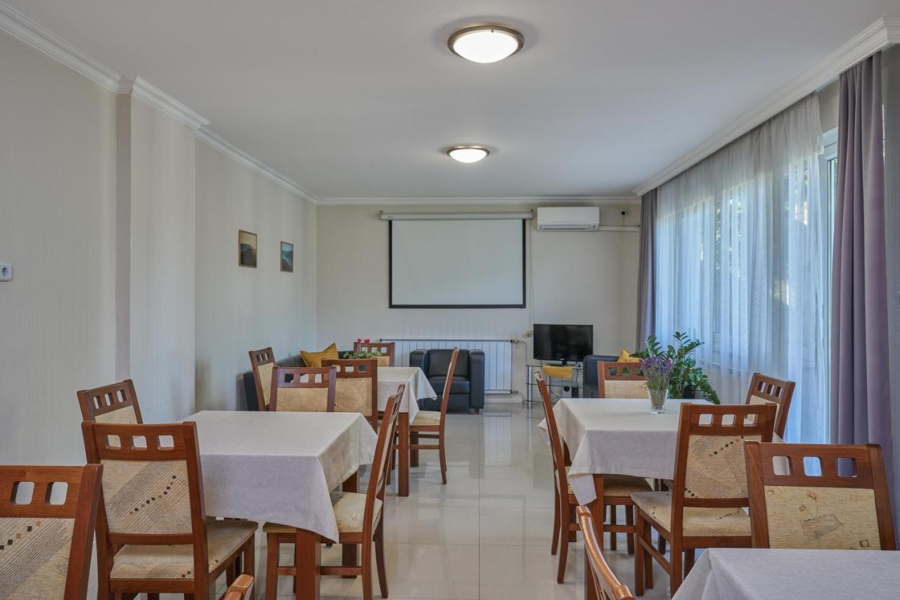 Harmonia Panzio וישגרד